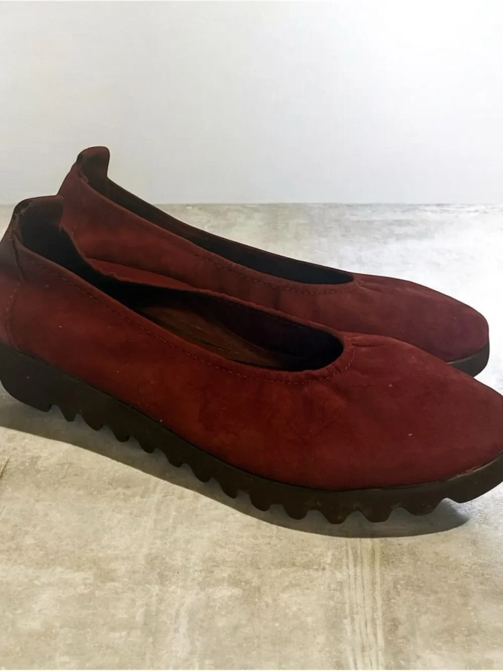 Aetrex Brianna Burgundy Casual Slip-On Flats - EU 36 (6-6.5)